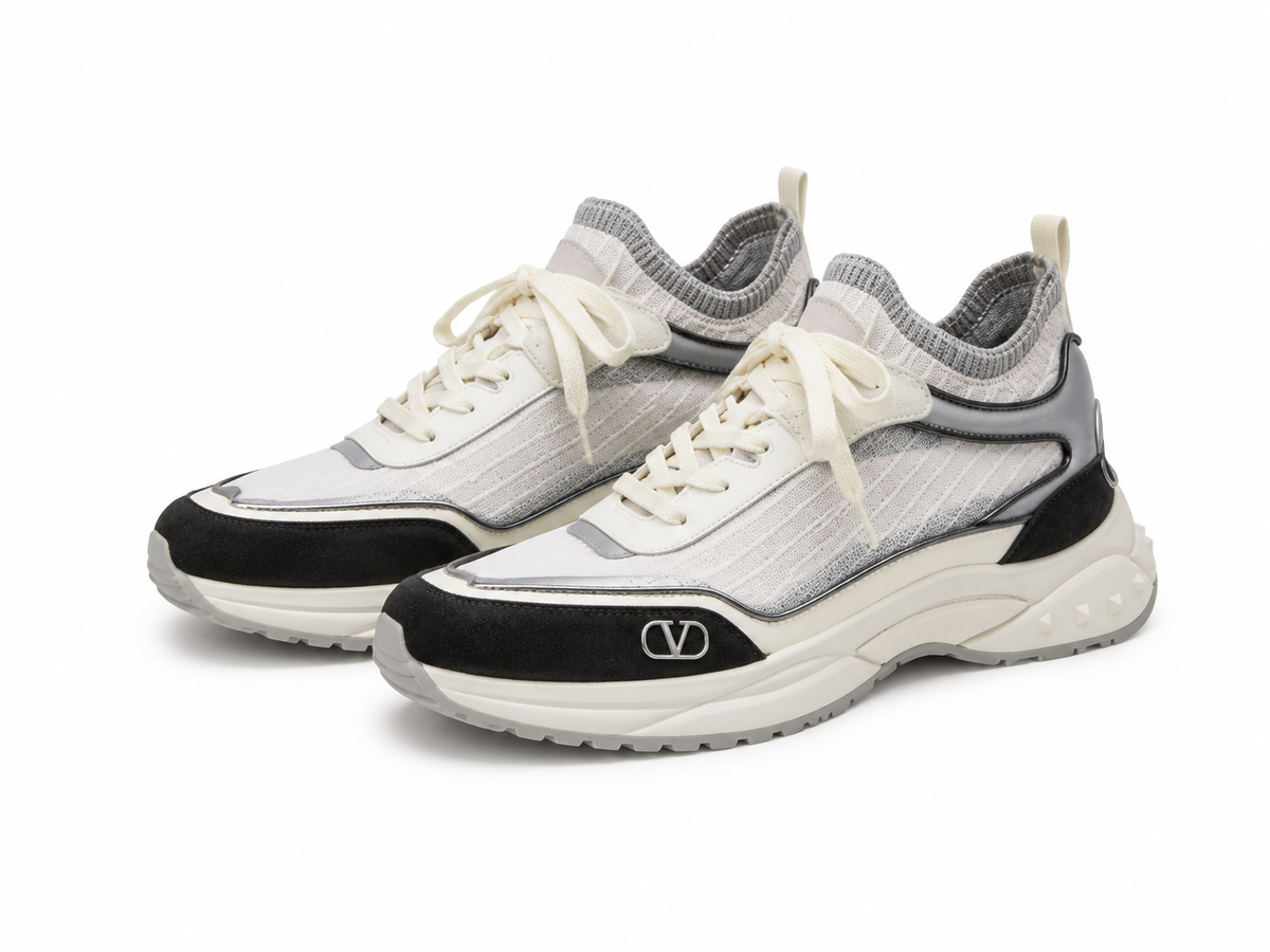 Sneaker