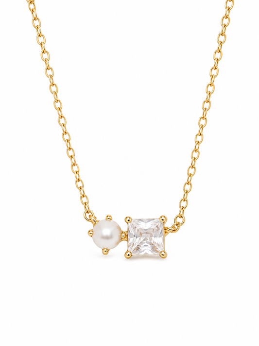 Gifting Dear Bestie Pendant