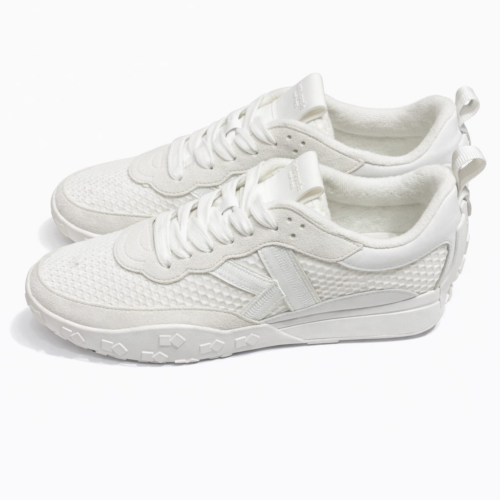 K As In Kate Runner True White 6   B